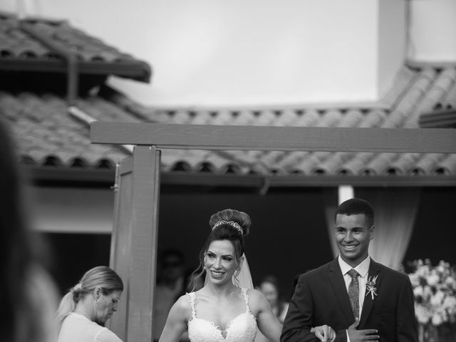 O casamento de Thiago  e Marcela  em Belo Horizonte, Minas Gerais 4