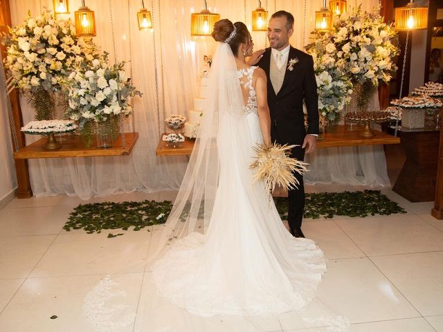 O casamento de Thiago  e Marcela  em Belo Horizonte, Minas Gerais 9