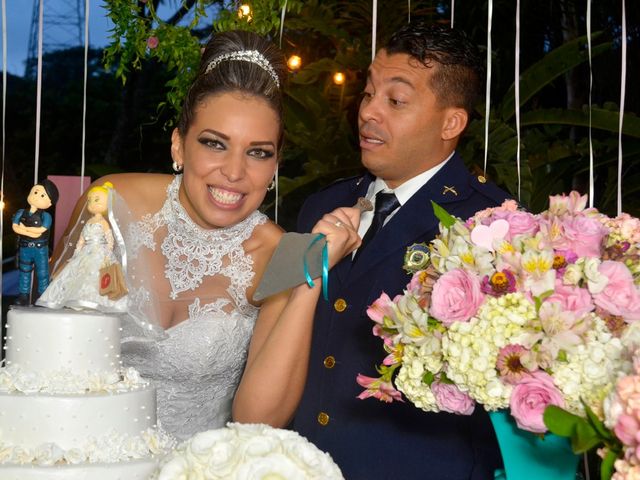 O casamento de Nassife e Cristhellen em Cotia, São Paulo Estado 36