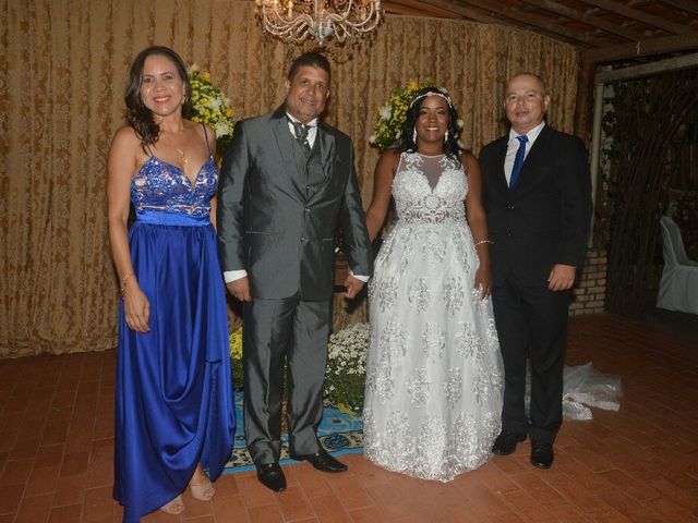 O casamento de Cícero  e Alaine em Alagoinhas, Bahia 10