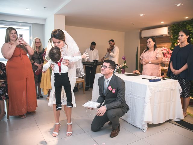 O casamento de Marcelo e Tatiana em Niterói, Rio de Janeiro 32