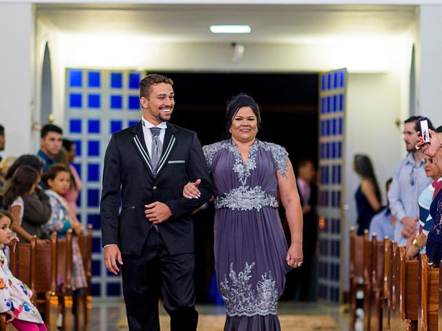O casamento de Rodrigo e Leticia em Jataí, Goiás 23