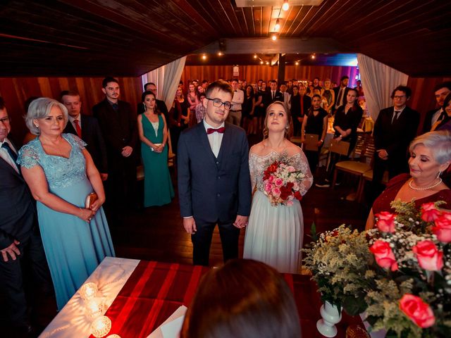 O casamento de Rafael e Fernanda em Jaraguá do Sul, Santa Catarina 32