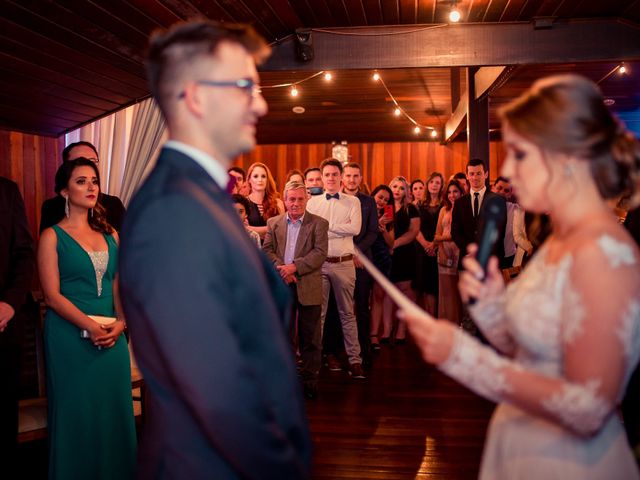 O casamento de Rafael e Fernanda em Jaraguá do Sul, Santa Catarina 33