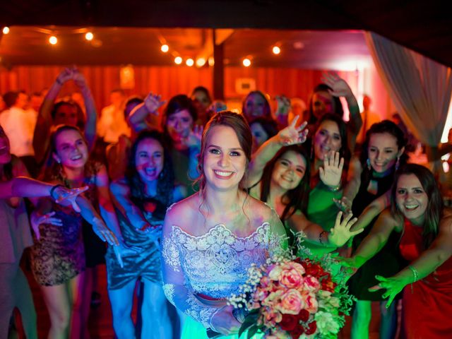 O casamento de Rafael e Fernanda em Jaraguá do Sul, Santa Catarina 52