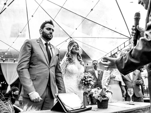 O casamento de Tadeu e Laurie em Mairiporã, São Paulo Estado 36