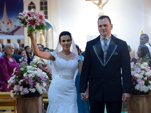 O casamento de Janduir Cesar  e Vanessa  em Valparaíso de Goiás, Goiás 3