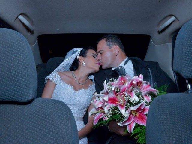 O casamento de Janduir Cesar  e Vanessa  em Valparaíso de Goiás, Goiás 7