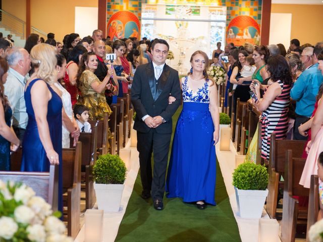 O casamento de Raphael e Bianca em Curitiba, Paraná 232