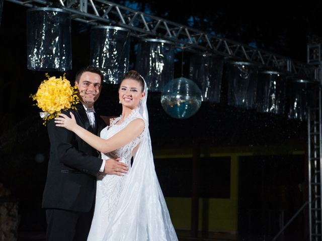 O casamento de Raphael e Bianca em Curitiba, Paraná 254