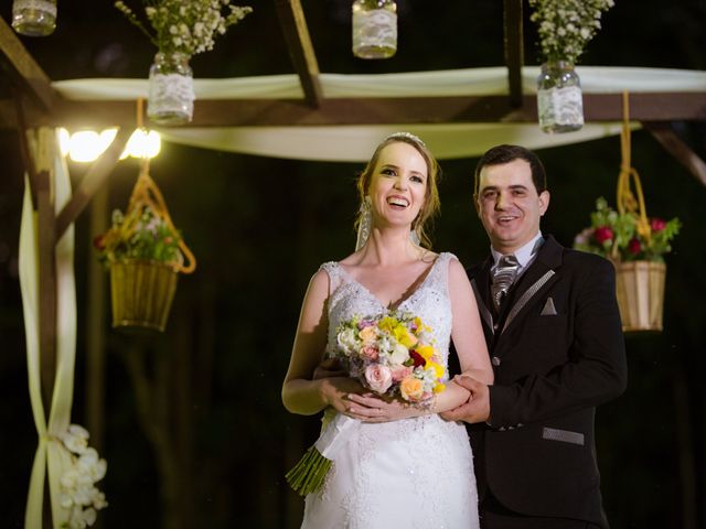 O casamento de Leonir e Thaís em Toledo, Paraná 95