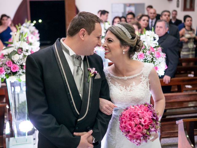 O casamento de Jonathan e Elaine em Joinville, Santa Catarina 15