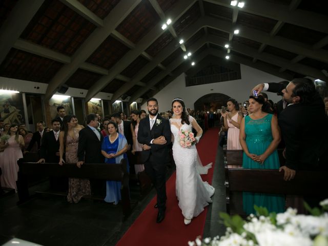 O casamento de Vinicius e Barbara em Belo Horizonte, Minas Gerais 29