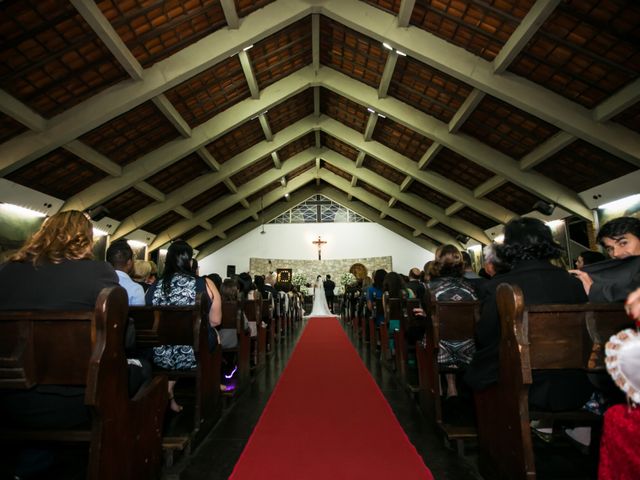 O casamento de Vinicius e Barbara em Belo Horizonte, Minas Gerais 31