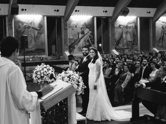 O casamento de Vinicius e Barbara em Belo Horizonte, Minas Gerais 40