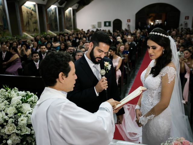 O casamento de Vinicius e Barbara em Belo Horizonte, Minas Gerais 48