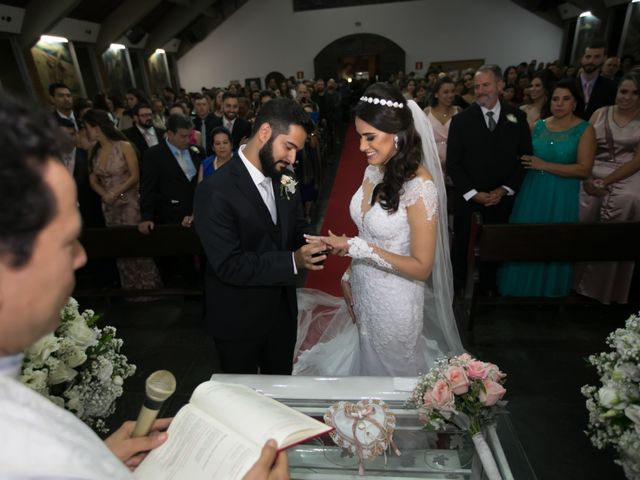 O casamento de Vinicius e Barbara em Belo Horizonte, Minas Gerais 60