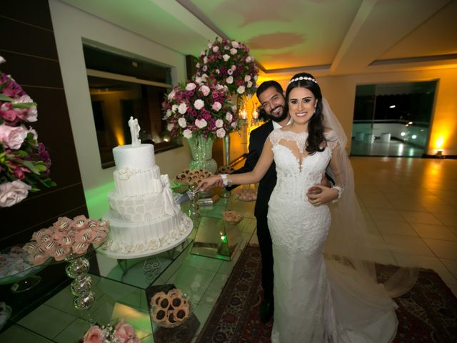 O casamento de Vinicius e Barbara em Belo Horizonte, Minas Gerais 100