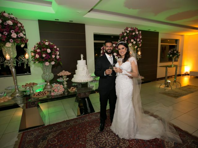 O casamento de Vinicius e Barbara em Belo Horizonte, Minas Gerais 105
