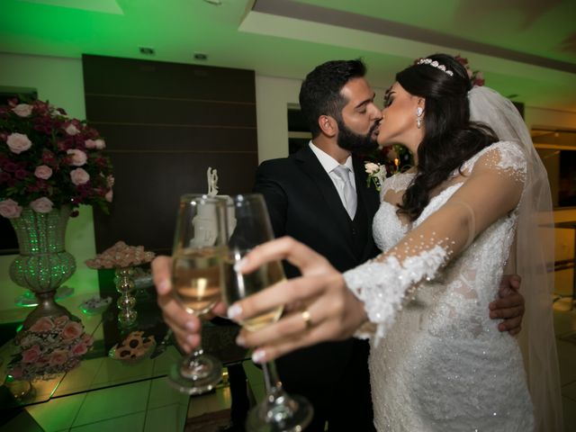 O casamento de Vinicius e Barbara em Belo Horizonte, Minas Gerais 107