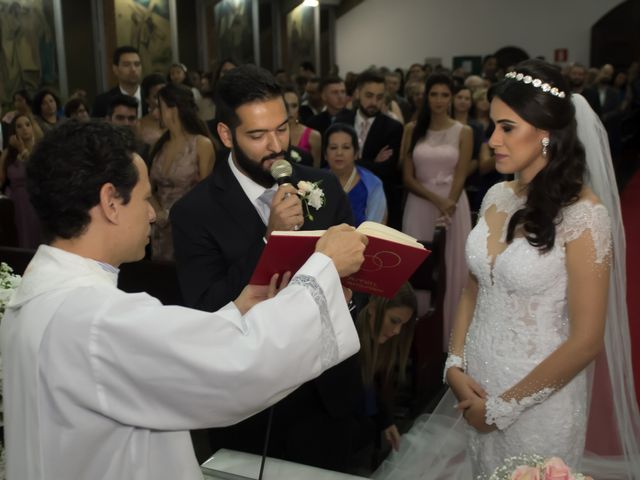 O casamento de Vinicius e Barbara em Belo Horizonte, Minas Gerais 160