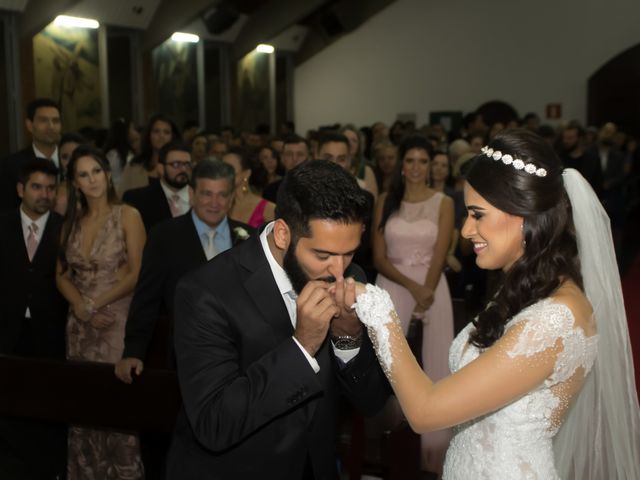 O casamento de Vinicius e Barbara em Belo Horizonte, Minas Gerais 162