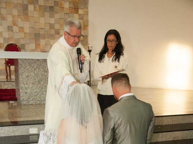 O casamento de Helio e Luana em Curitiba, Paraná 40