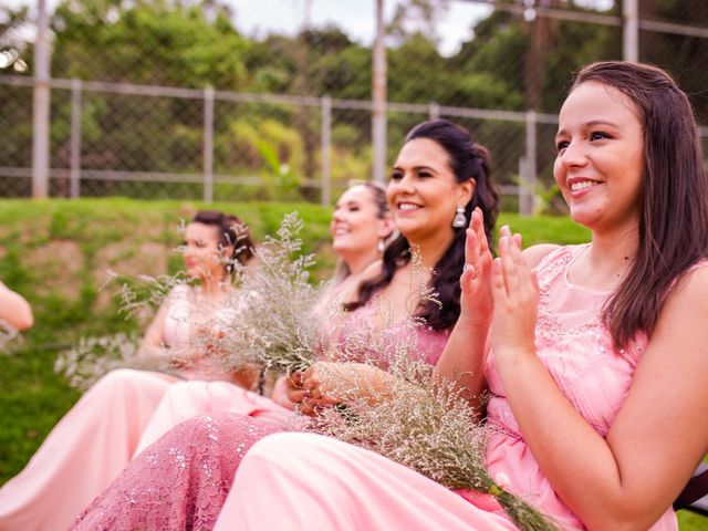 O casamento de Bru e Mila em Sarzedo, Minas Gerais 76