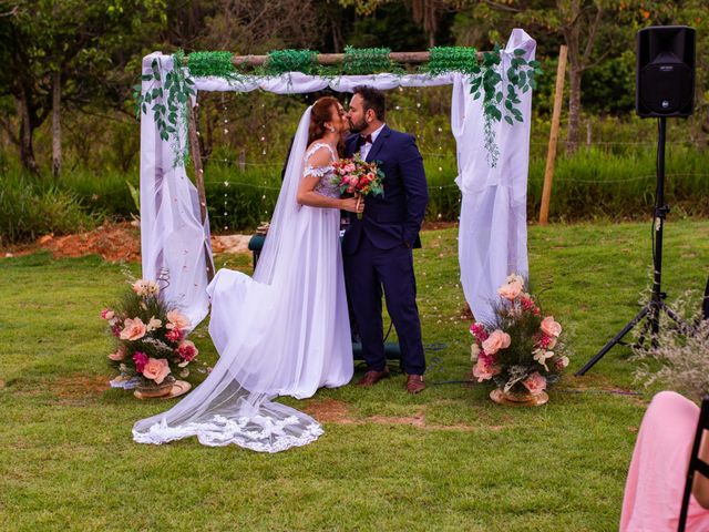 O casamento de Bru e Mila em Sarzedo, Minas Gerais 1