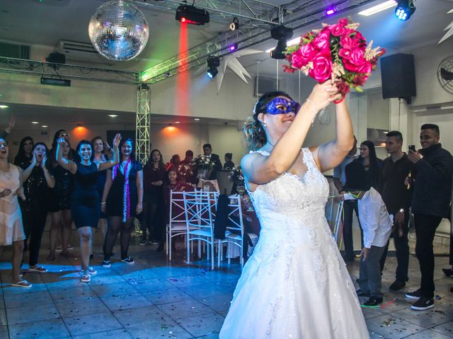 O casamento de Rodrigo e Sandra em Osasco, São Paulo 43