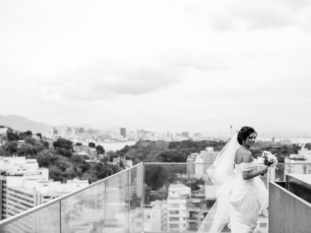 O casamento de Clóvis e Luanna em Niterói, Rio de Janeiro 13