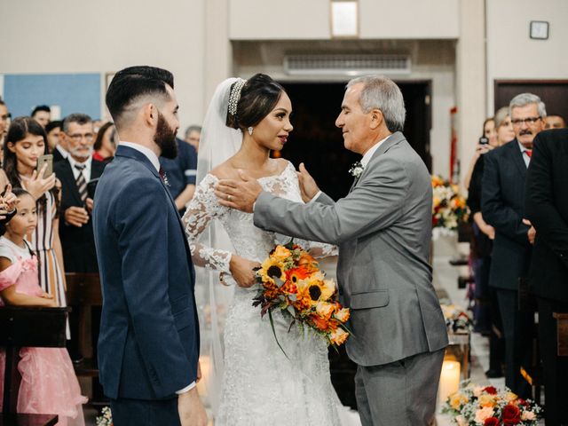 O casamento de Rafael e Paola em Joinville, Santa Catarina 22