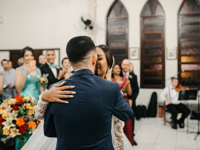 O casamento de Rafael e Paola em Joinville, Santa Catarina 49