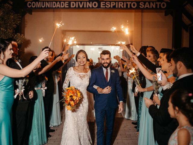 O casamento de Rafael e Paola em Joinville, Santa Catarina 62