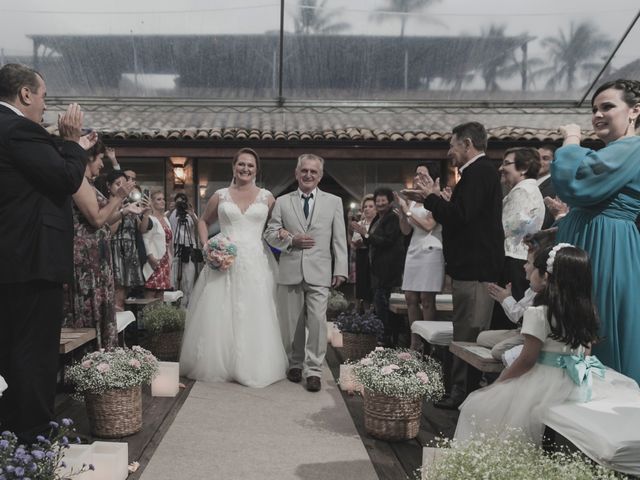 O casamento de Constantin e Tatiane em Ilhabela, São Paulo Estado 20