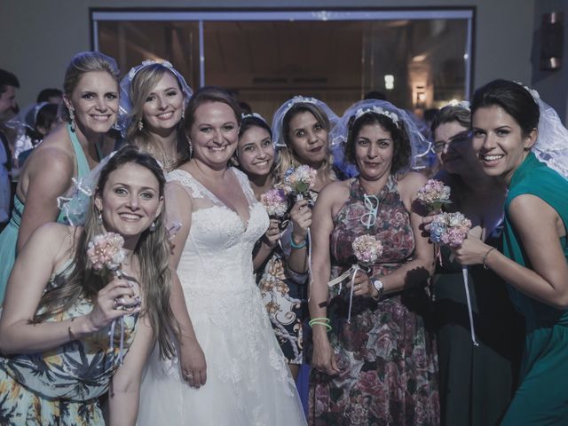 O casamento de Constantin e Tatiane em Ilhabela, São Paulo Estado 55