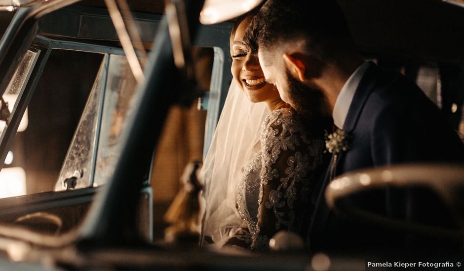 O casamento de Rafael e Paola em Joinville, Santa Catarina