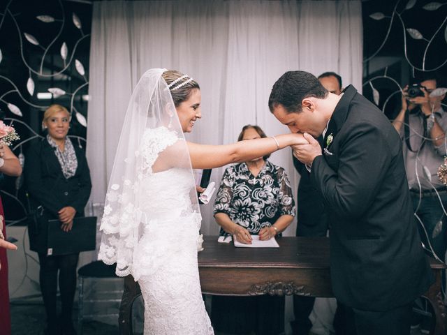 O casamento de Danilo e Vanessa em Belém, Pará 37
