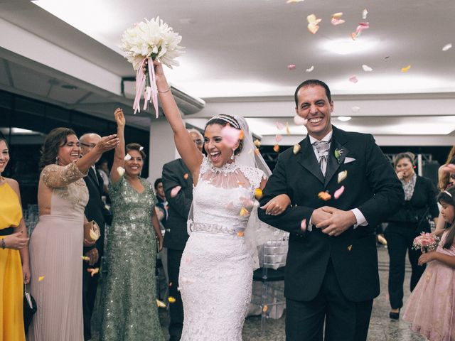 O casamento de Danilo e Vanessa em Belém, Pará 41
