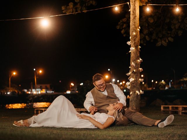 O casamento de Luis Gustavo e Carolina em São Francisco do Sul, Santa Catarina 82