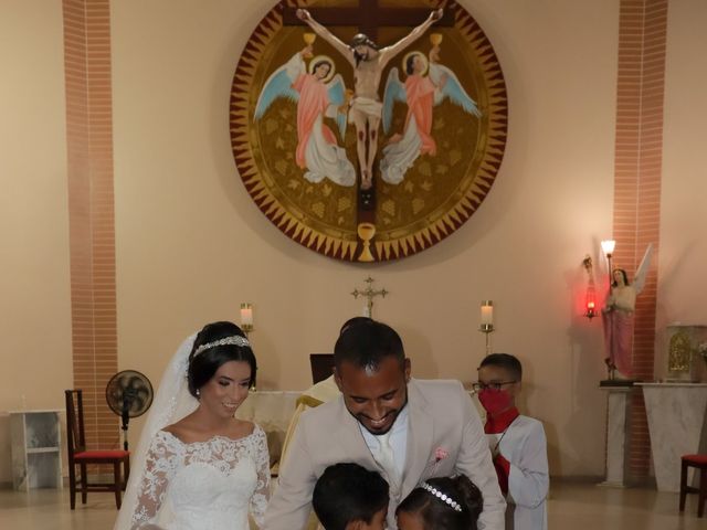 O casamento de Carlos e Emanuelle em Penedo, Alagoas 13