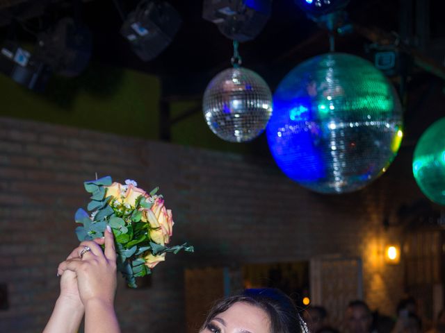 O casamento de Jonathan  e Marina  em Nova Lima, Minas Gerais 3
