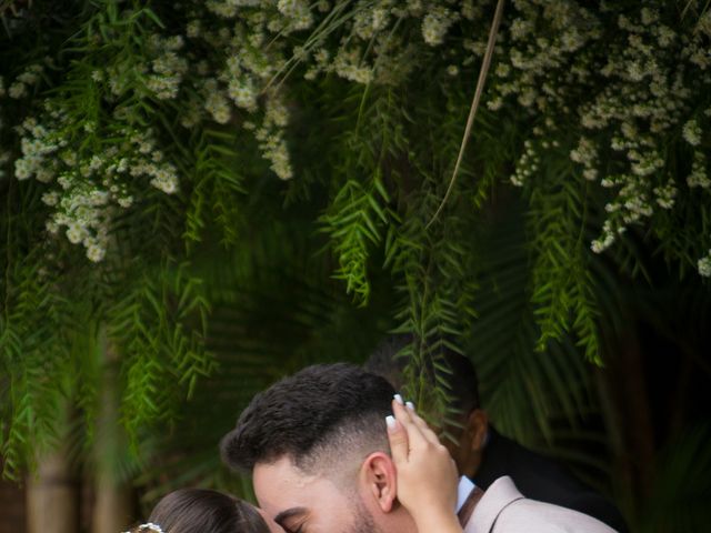 O casamento de Jonathan  e Marina  em Nova Lima, Minas Gerais 5