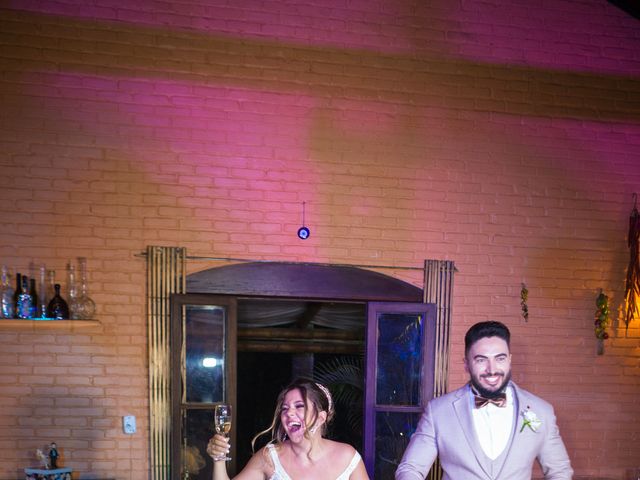O casamento de Jonathan  e Marina  em Nova Lima, Minas Gerais 6