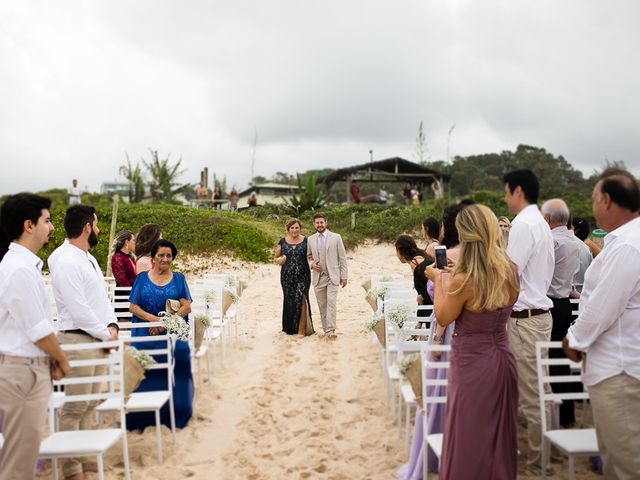 O casamento de Paulo e Michelle em Florianópolis, Santa Catarina 25