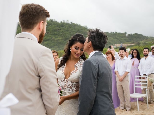 O casamento de Paulo e Michelle em Florianópolis, Santa Catarina 37