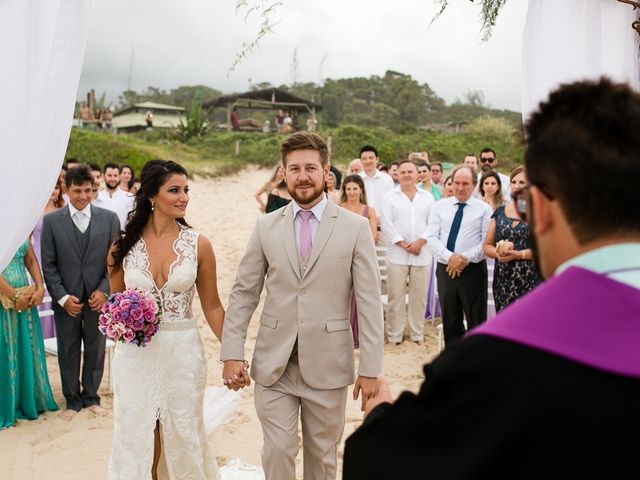 O casamento de Paulo e Michelle em Florianópolis, Santa Catarina 39