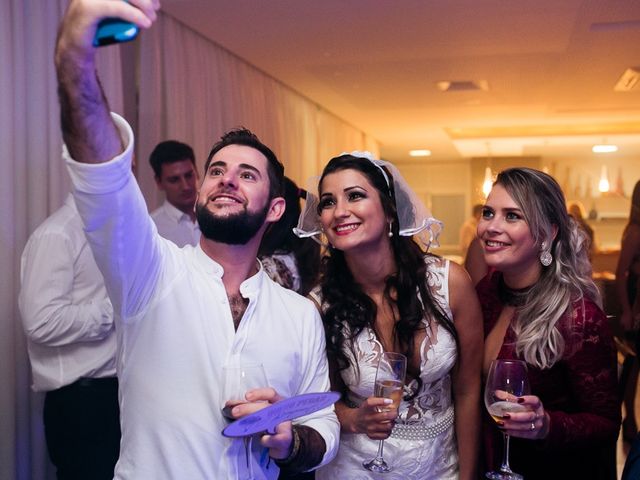 O casamento de Paulo e Michelle em Florianópolis, Santa Catarina 102