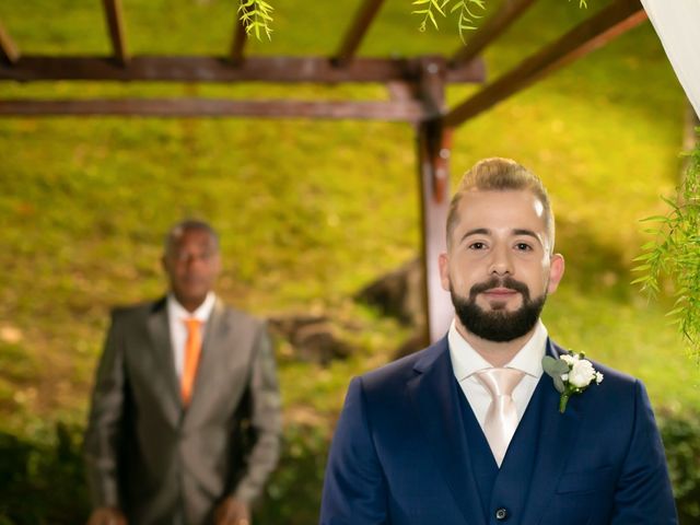 O casamento de Fernando e larissa em Belo Horizonte, Minas Gerais 51