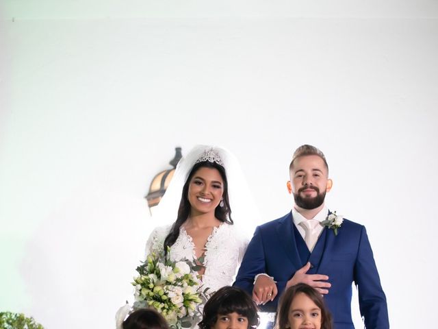 O casamento de Fernando e larissa em Belo Horizonte, Minas Gerais 132